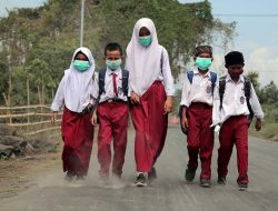 Sekolah Diliburkan, Antisipasi Jaga Kesehatan Dari Bau Kimia