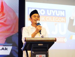 Rabu 28 Agustus 2024, Isro-Uyun Daftar ke KPU Cilegon