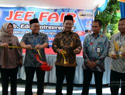 SMK YP Fatahillah 1 Kramat Watu Gelar Job Education and Entrepreneur (JEE) Fair Perdana