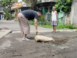 Sudah Bertahun-tahun Iuran, Warga Taman Banten Lestari Kini Berharap Jalan Diperbaiki Pemkot Serang