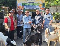 Menyambut Idul Adha, PT Indorama Tebar 17 Ekor Hewan Kurban untuk Warga Ciwandan