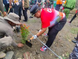 Camat Ciwandan Agus Aryadi: Kolaborasi Industri Tanam 1.500 Pohon untuk Serap Karbon dan Kurangi Banjir
