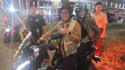 Dari Pendopo ke Pelabuhan, “Mas Wakil” Pilih Bonceng Motor Tinjau Pramuka di Merak