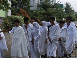 Simulasi Rasa Tanah Suci, MAN 2 Cilegon Tanamkan Mimpi Haji Sejak Dini