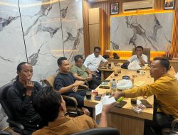 Cak Moel dan Rekan – rekan Tantang Caretaker KADIN Banten: Kalau Sah, Silakan Berkantor di KADIN Cilegon