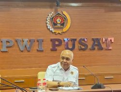 PWI Pusat Kecam Pernyataan Hotman Paris, Tegaskan Wartawan Dilindungi Undang-Undang