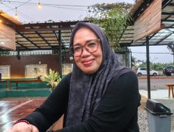 Purnabakti Bukan Akhir: Eha Nursoleha, Dari Lurah Bagendung ke Dapur RM Ayam Rempah Cilegon