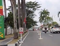 Jalan Depan RS Hermina Cilegon Menyempit, Warga Geram: “Kurang Ajar, Jalan Umum Kok Ditutup?”